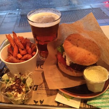 Vigårda - Veganburgare - Burgers Near Me - Stockholm, Alberta