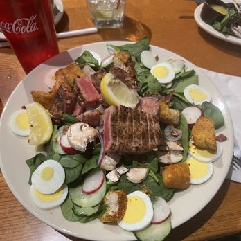 Southside Cafe - Yellowfin Tuna Salad (spinach salad) - American Near Me - Slidell, Louisiana