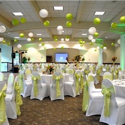 Maplewood Greens - Preparing for a Spring Wedding