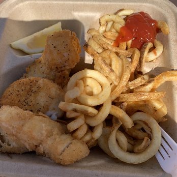 Splash Cafe - Fish and chips - American Near Me - Pismo Beach, California Splash Cafe - Fish and chips - American Near Me - Pismo Beach, California