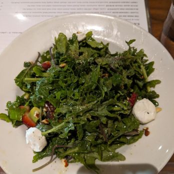 Nick's Manhattan Beach - California salad. Really good - American Near Me - Manhattan Beach, California