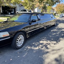 Oscar's Limousine Services