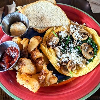 Picazo Cafe - Killer open face omelette - Delis Near Me - Sonoma, California Picazo Cafe - Killer open face omelette - Delis Near Me - Sonoma, California