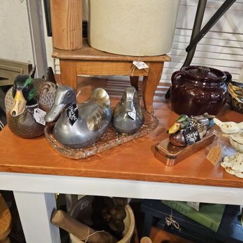 Fox Den Antiques OC - Antiques Near Me - Oregon City, Oregon Fox Den Antiques OC - Antiques Near Me - Oregon City, Oregon