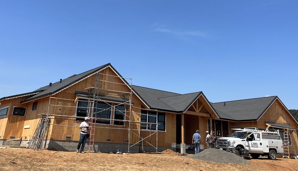 Slide of Epperlys Roofing and Removal