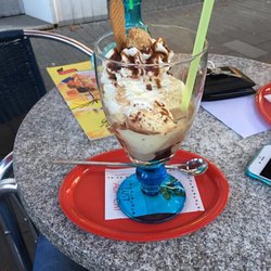 Eiscafé Friuli - Sehr leckeres Eis . empfehlenswert ist der baileysbecher . Die Mitarbeiter sind sehr kundenfreundlich.