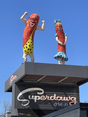 Superdawg Drive-In by null
