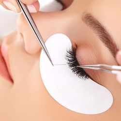 Chic Beauty Bar - Custom eyelash extensions enhance your beauty! Wake up looking fabulous!