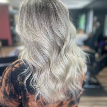 Salon Platinum - Eyelash Service Near Me - Taylorsville, Kentucky Salon Platinum - Eyelash Service Near Me - Taylorsville, Kentucky