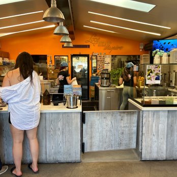 SunLife Organics - Juice Bars & Smoothies Near Me - Malibu, California