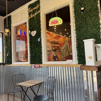 Tacos Calafia - Tacos Near Me - Gilbert, Arizona