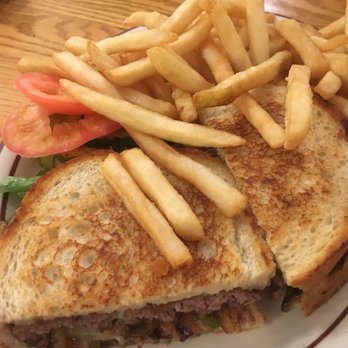 Coral Cafe - Coral Deluxe Burger with sourdough bread was good but you have to add your own seasonings to your taste - American Near Me - Burbank, California