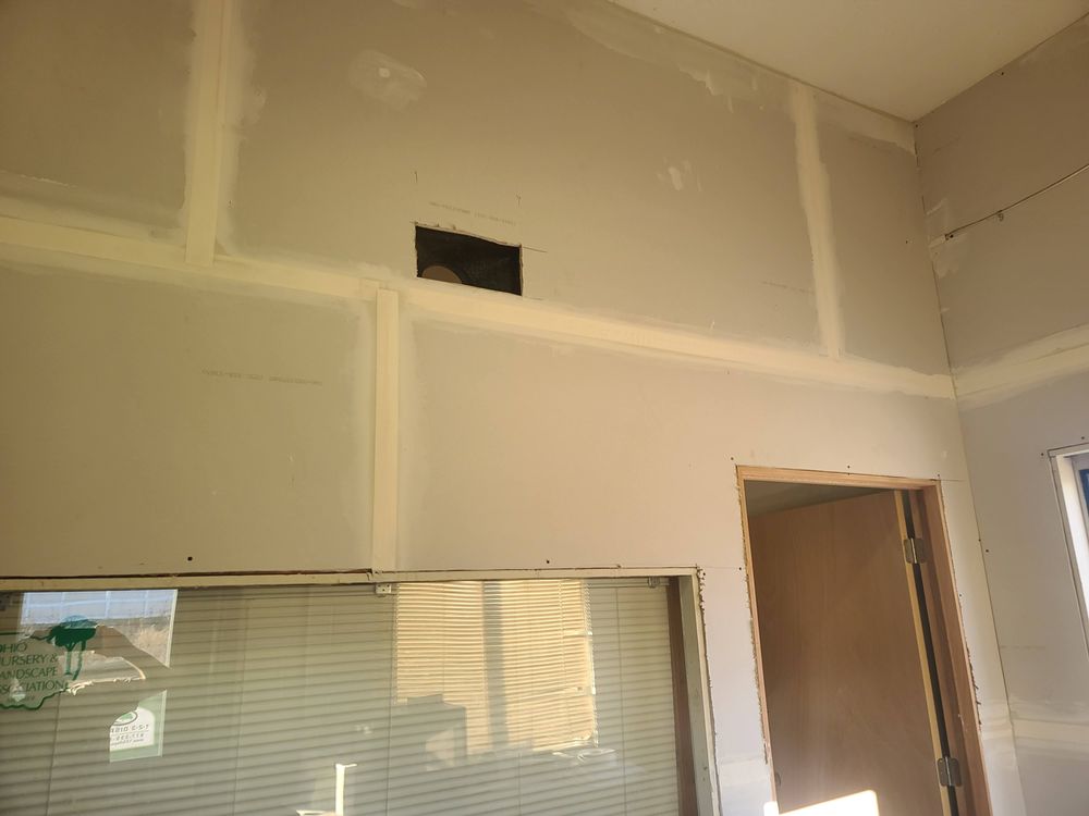 Slide of G & N Painting and Construction