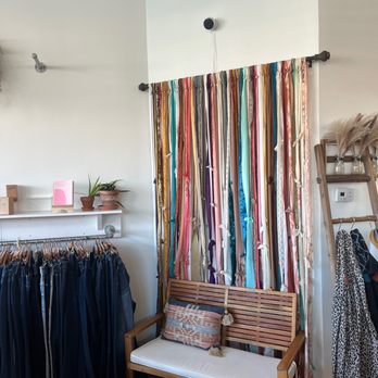 Sandy & Co. - Cute lil corner - Used, Vintage & Consignment Near Me - Graham, North Carolina