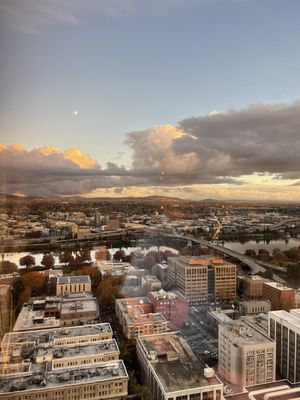 Portland City Grill by null