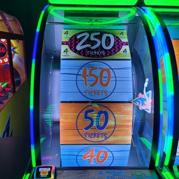 Dave and Buster's Brooklyn - Atlantic Center - 150 tickets on this slot game. Not a bad result. - Arcades Near Me - Brooklyn, New York