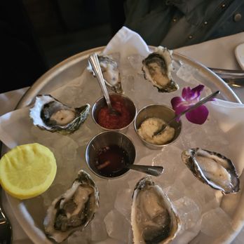 Greensleeves Steakhouse - Oysters - Steakhouses Near Me - Redlands, California Greensleeves Steakhouse - Oysters - Steakhouses Near Me - Redlands, California