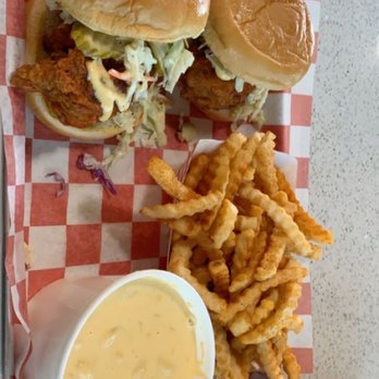 Angry Chickz - Combo #1 with a side of Mac and cheese! - Chicken Shop Near Me - Fresno, California
