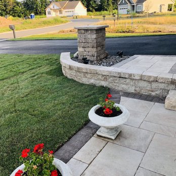 Stanton Landscaping - a view of a front yard - Landscaping Near Me - Webster, New York Stanton Landscaping - a view of a front yard - Landscaping Near Me - Webster, New York