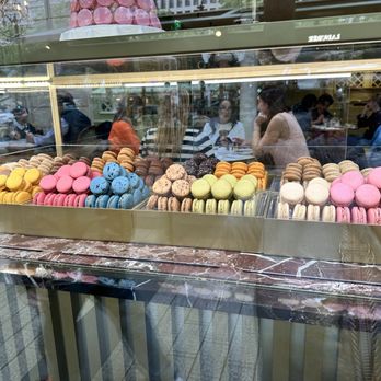 Ladurée - Macarons Near Me - Paris, 75 Ladurée - Macarons Near Me - Paris, 75