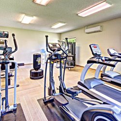 Maple Pointe Apartments - MaplePointe_Burien_WA_FitnessCenter02