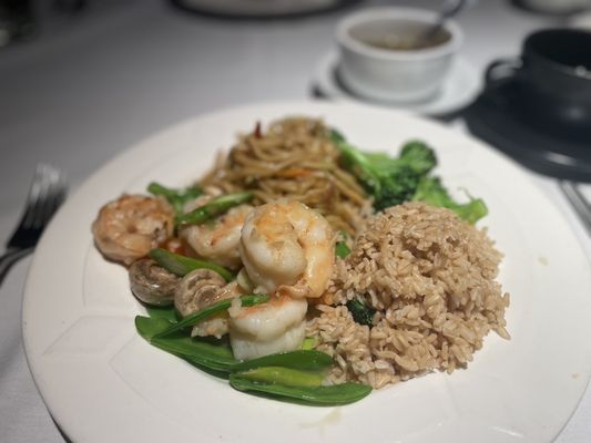 Uncle Yu's at the Vineyard by null