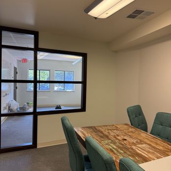 Martinez Painting - Newly painted - from green to egg shell white - Handyman Near Me - Mountain View, California Martinez Painting - Newly painted - from green to egg shell white - Handyman Near Me - Mountain View, California