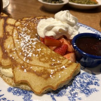 Cracker Barrel Old Country Store - Strawberry-Stuffed Cheesecake Pancakes - American Near Me - Austintown, Ohio Cracker Barrel Old Country Store - Strawberry-Stuffed Cheesecake Pancakes - American Near Me - Austintown, Ohio