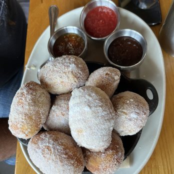 Pie Tap Pizza + Rotisserie + Bar - Complimentary Donuts! - Pizza Near Me - Plano, Texas Pie Tap Pizza + Rotisserie + Bar - Complimentary Donuts! - Pizza Near Me - Plano, Texas