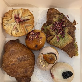 L'Appartement 4F - Bakeries Near Me - Brooklyn, New York