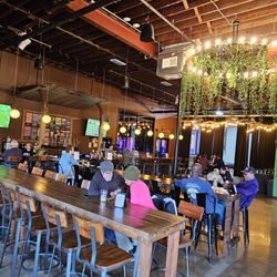 Checkerspot Brewing - Inside