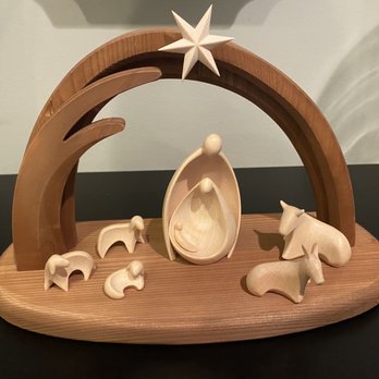 Christkindlmarket Chicago - Hand carved wooden nativity from Christkindlmarket. $300 - Festivals Near Me - Chicago, Illinois Christkindlmarket Chicago - Hand carved wooden nativity from Christkindlmarket. $300 - Festivals Near Me - Chicago, Illinois