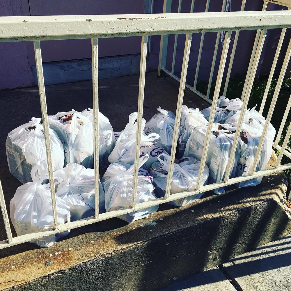 Food donation delivery Food donation delivery