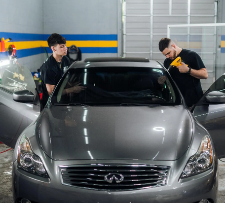 Auto Window Tinting - With our exclusive range of window tints, you can choose a look for your car that truly complements your personality. Plus, you can rely on high performance and maximum UV protection.
✅Keeps vehicle cooler and more comfortable
✅ Provides more than 99% Ultraviolet (UV) protection
✅Helps protect upholsteries from fading and cracking Auto Window Tinting - With our exclusive range of window tints, you can choose a look for your car that truly complements your personality. Plus, you can rely on high performance and maximum UV protection.
✅Keeps vehicle cooler and more comfortable
✅ Provides more than 99% Ultraviolet (UV) protection
✅Helps protect upholsteries from fading and cracking