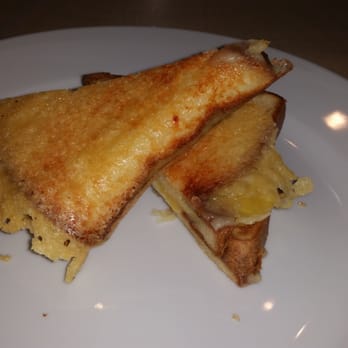 Ten Mile House - Grilled cheese - American Near Me - Evanston, Illinois Ten Mile House - Grilled cheese - American Near Me - Evanston, Illinois