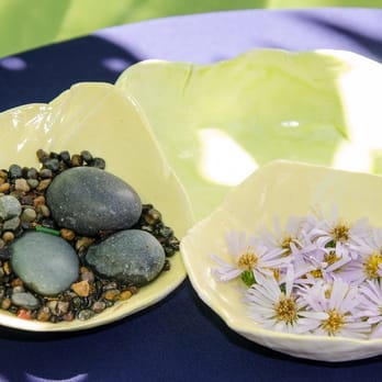 Mariposa Gardening & Design - knee pots - Gardeners Near Me Mariposa Gardening & Design - knee pots - Gardeners Near Me