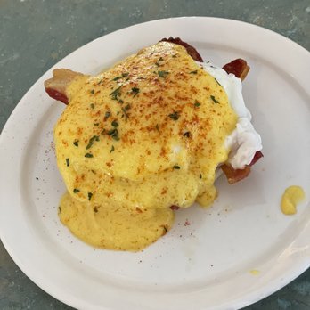 Noisy Goose Cafe - My half order eggs bene with bacon instead of ham very delicious - American Near Me - Palmer, Alaska Noisy Goose Cafe - My half order eggs bene with bacon instead of ham very delicious - American Near Me - Palmer, Alaska