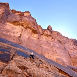 Magnum Expeditions