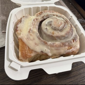 All About The Cinnamon - Big Poppa Cinnamon Roll - Desserts Near Me - Sherman Oaks, California