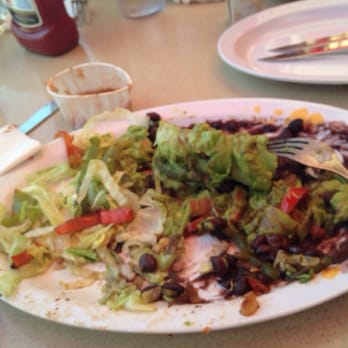 Sidewalk Cafe - Fajitas after we picked the edible food stuffs off. They didn't look much better before we got to them. Guac tasted brown. - Tacos Near Me - Venice, California Sidewalk Cafe - Fajitas after we picked the edible food stuffs off. They didn't look much better before we got to them. Guac tasted brown. - Tacos Near Me - Venice, California