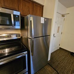 Residence Inn by Marriott Somerset - New microwave