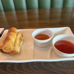 Siam Bistro - Egg rolls and sauces