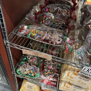 Tasty Pastry Shoppe - Chocolate covered pretzels - Bakeries Near Me - Brooklyn, New York Tasty Pastry Shoppe - Chocolate covered pretzels - Bakeries Near Me - Brooklyn, New York