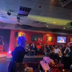 Stray Cat Lounge - Stage & stray cats pictures