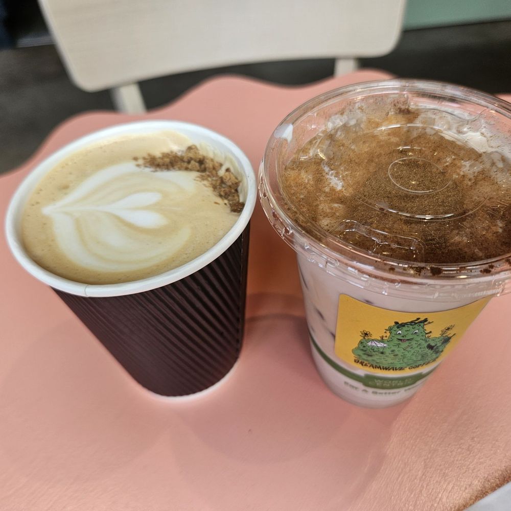 Dreamwave Coffee - The dream & Chai latte - Coffee Roasteries Near Me - Carlsbad, California