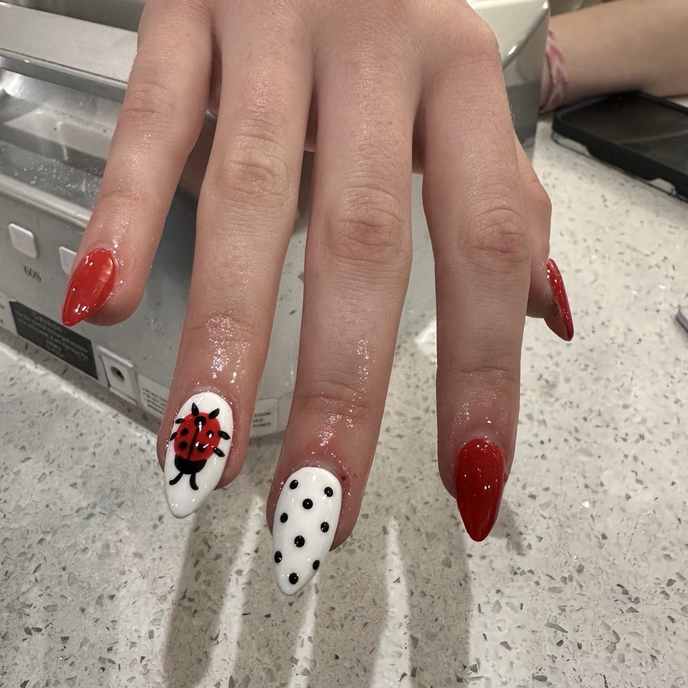 Luxe Nail Bar - Fantastic - Nail Salons Near Me - Tulsa, Oklahoma Luxe Nail Bar - Fantastic - Nail Salons Near Me - Tulsa, Oklahoma