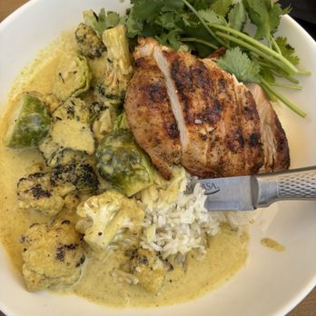 The Sky-Line Club - Thai curry with chicken - Social Clubs Near Me - Chicago, Illinois The Sky-Line Club - Thai curry with chicken - Social Clubs Near Me - Chicago, Illinois