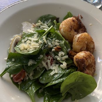 Peggy's On The Green - Spinach salad with shrimp - Southern Near Me - Boerne, Texas Peggy's On The Green - Spinach salad with shrimp - Southern Near Me - Boerne, Texas