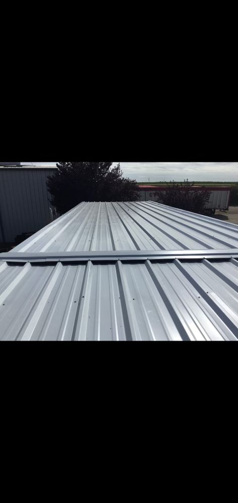 Slide of Advanced Roofing & Raingutters