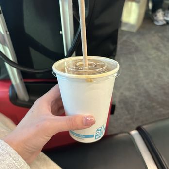 Ritual Coffee Roasters - Iced vanilla latte - Coffee Roasteries Near Me - San Francisco, California